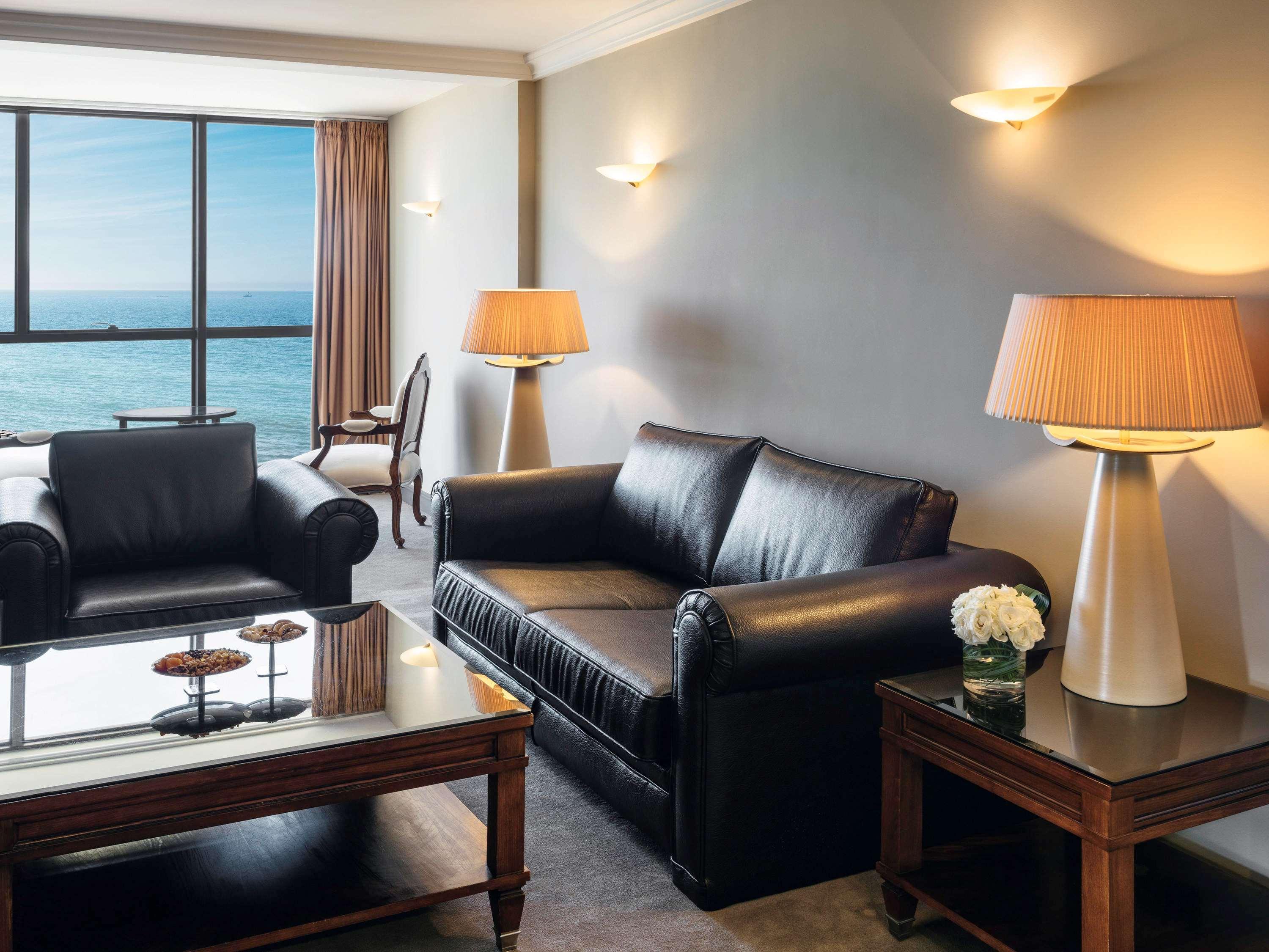 Moevenpick Hotel & Casino Malabata Tanger Εξωτερικό φωτογραφία A suite at the Hilton Tel Aviv