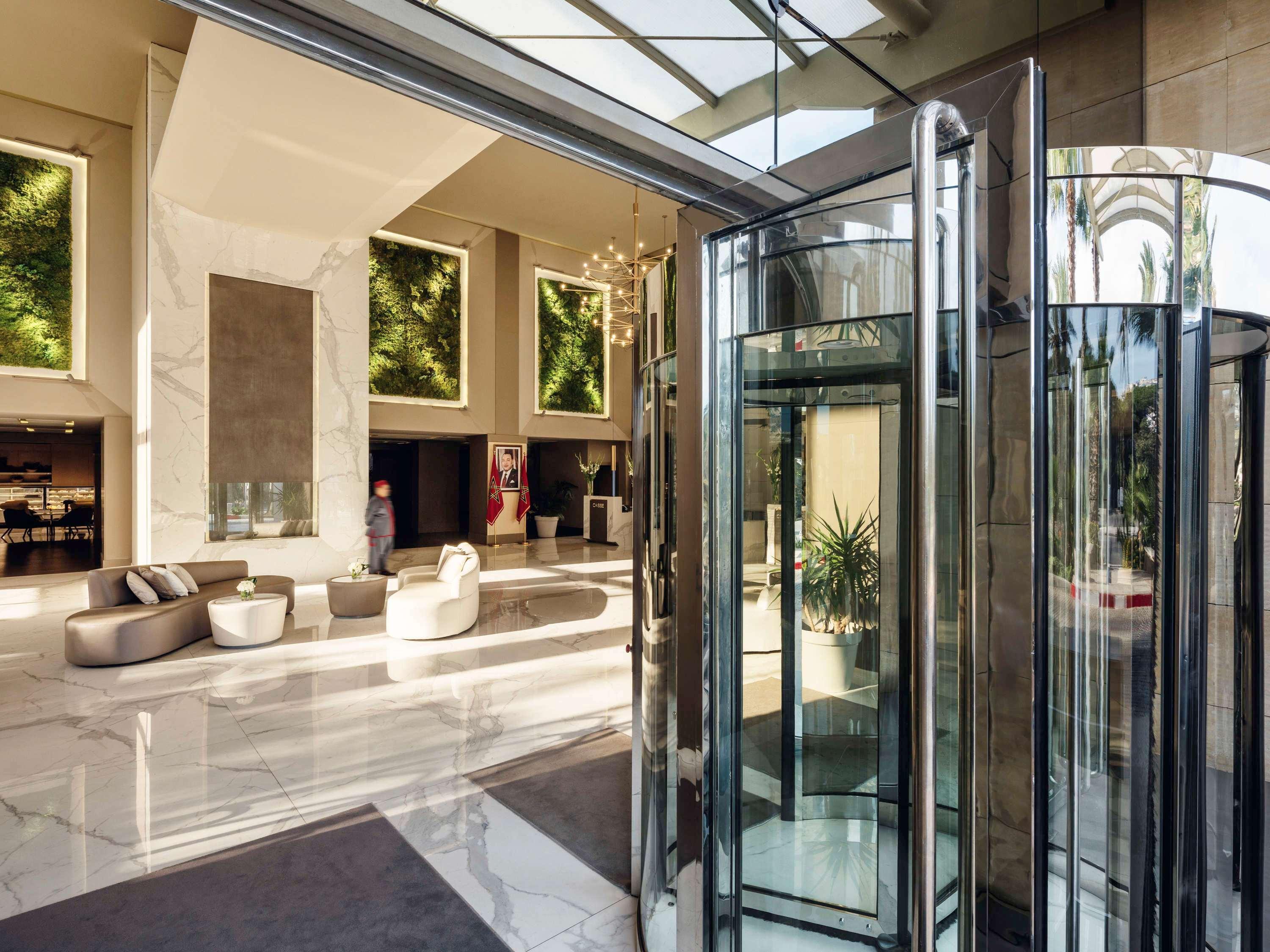 Moevenpick Hotel & Casino Malabata Tanger Εξωτερικό φωτογραφία Entrance to the hotel