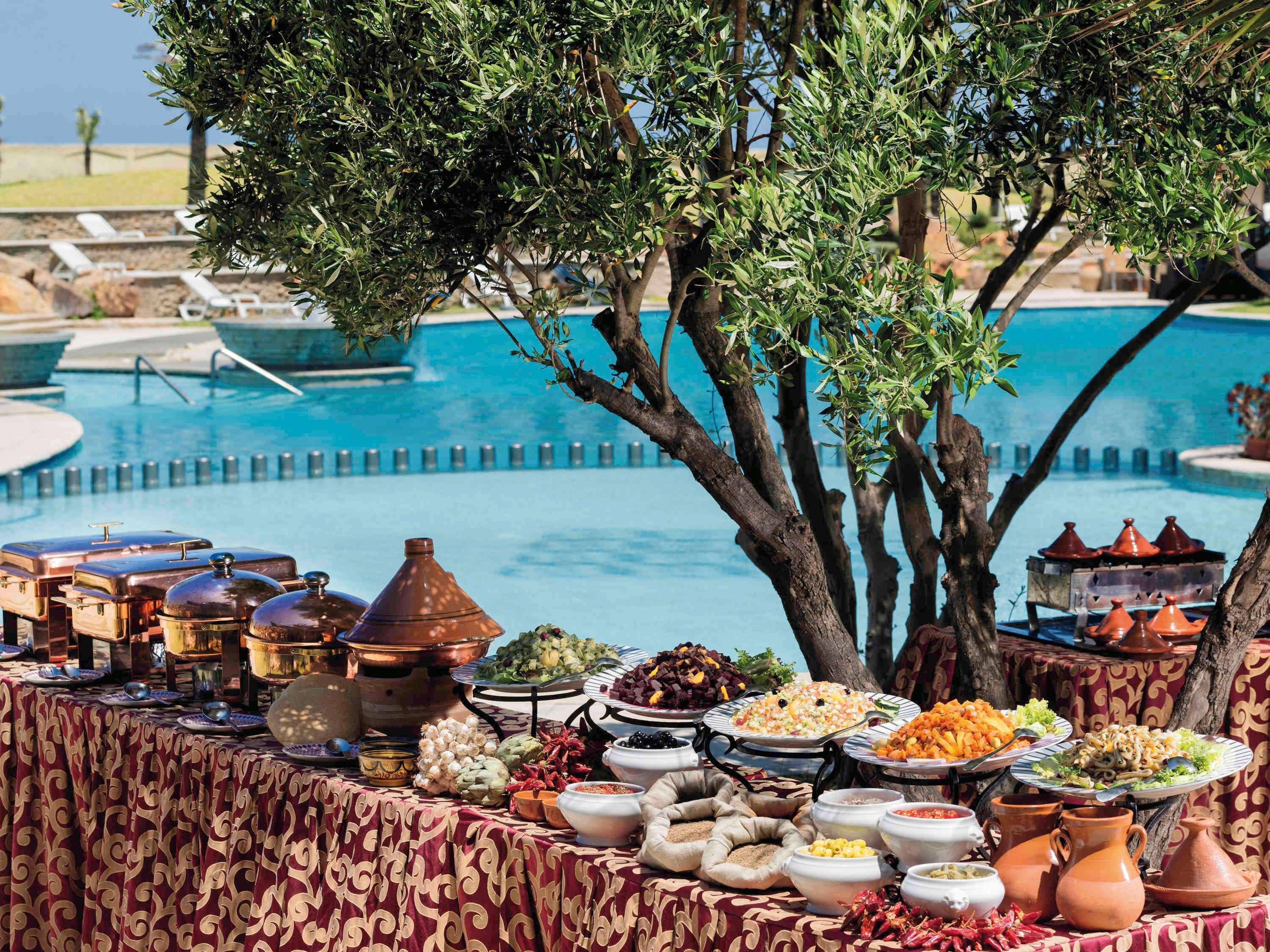 Moevenpick Hotel & Casino Malabata Tanger Εξωτερικό φωτογραφία The pool at the Royal Mirage
