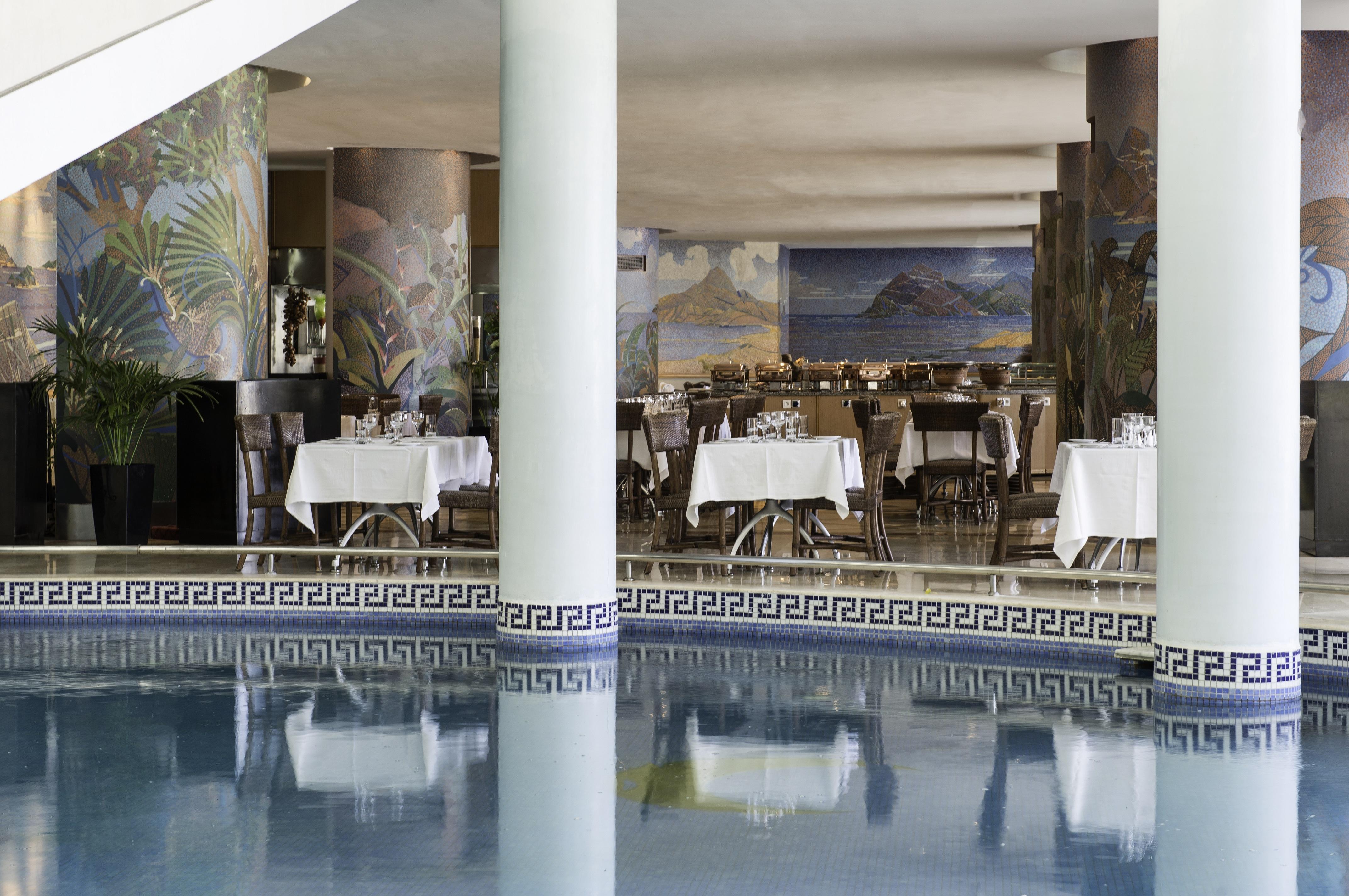 Moevenpick Hotel & Casino Malabata Tanger Εξωτερικό φωτογραφία The pool at the hotel