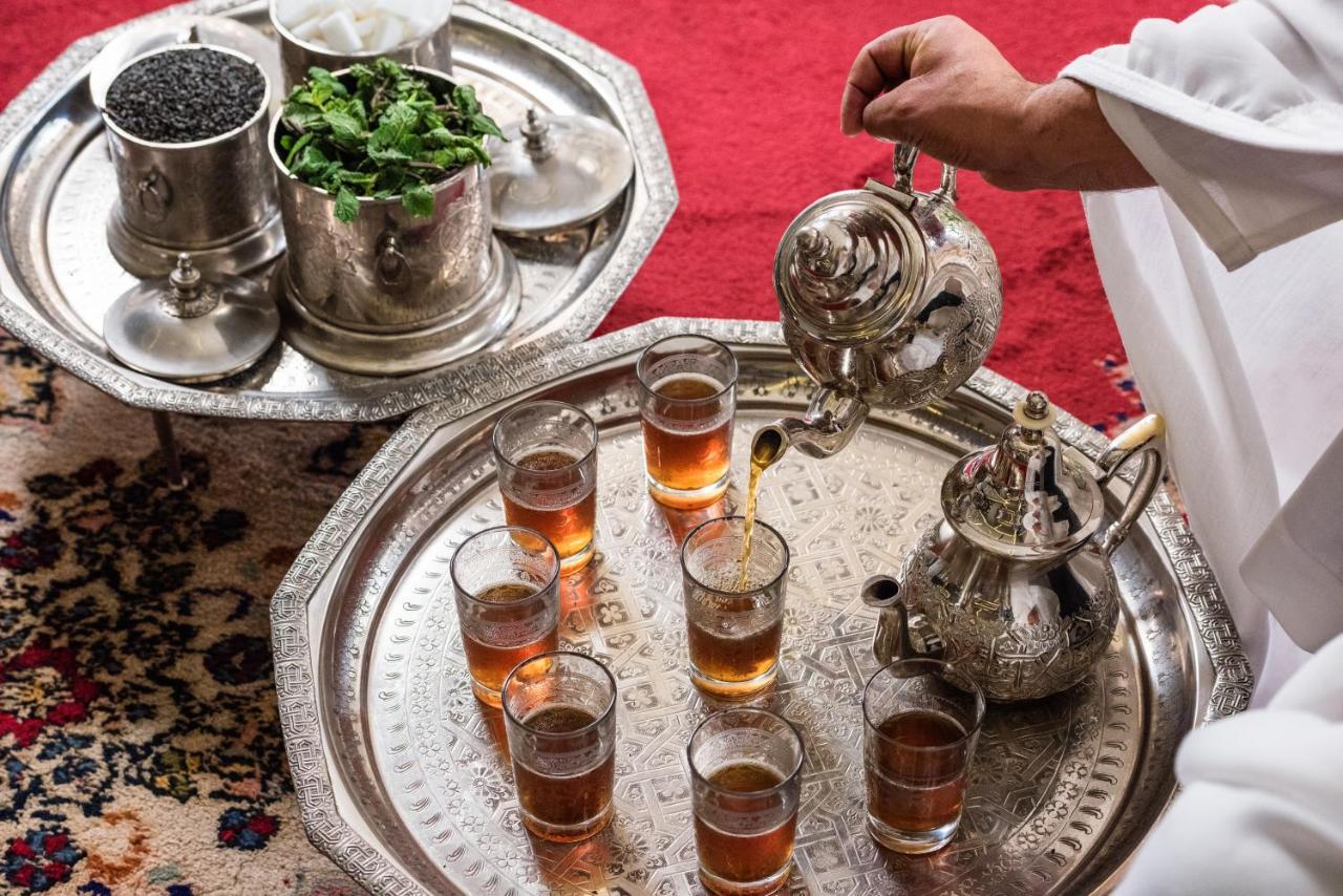Moevenpick Hotel & Casino Malabata Tanger Εξωτερικό φωτογραφία Moroccan mint tea