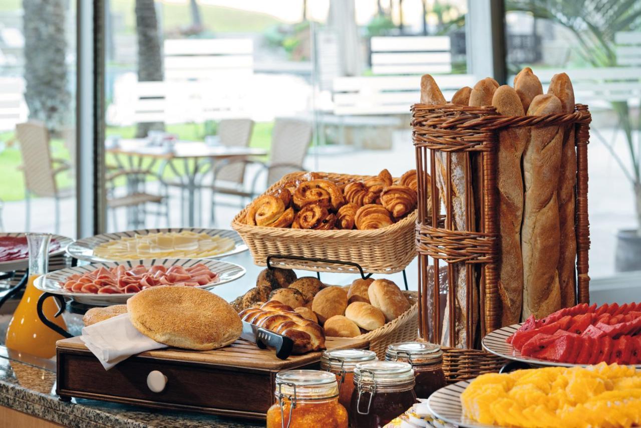Moevenpick Hotel & Casino Malabata Tanger Εξωτερικό φωτογραφία A breakfast buffet